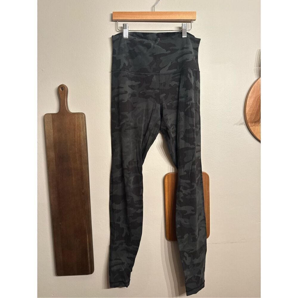 Lululemon Incognito Camo Multi Grey High-Rise Pull On Stretch Align Pant Size 8